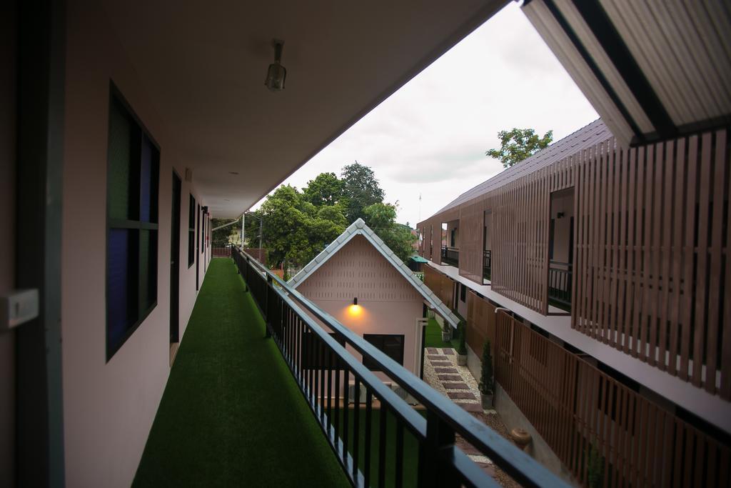 Calla Lily Boutique Residence Чиангмай Экстерьер фото